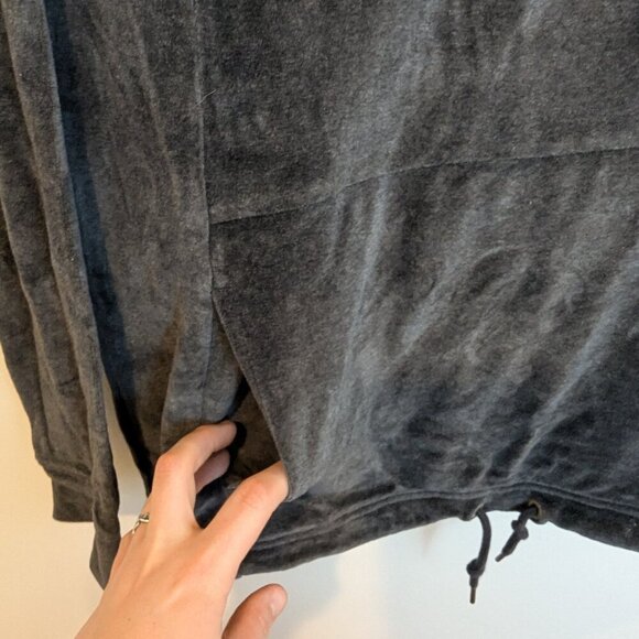 Athleta Gray Velour Turtleneck Sweatshirt, Sz M - Picture 4 of 7